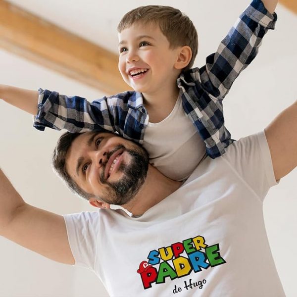 Camiseta Blanca Personalizada para Súper Padres - Imagen 2